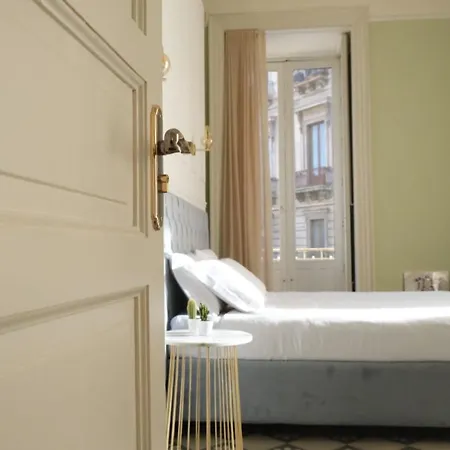 Alojamento de Acomodação e Pequeno-almoço Toscano Palace Luxury *