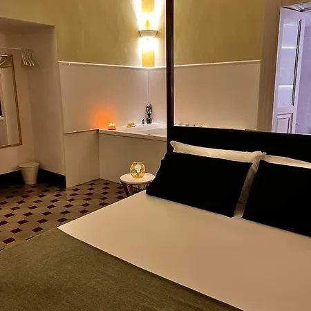 Toscano Palace Luxury B&B 카타니아