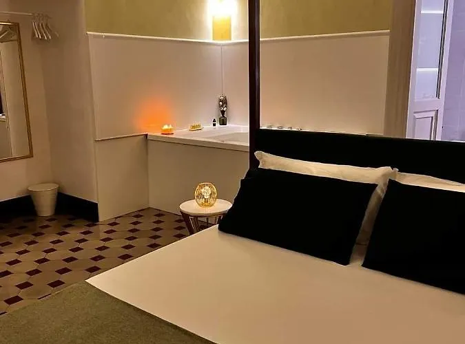 Toscano Palace Luxury Bed and Breakfast Κατάνια