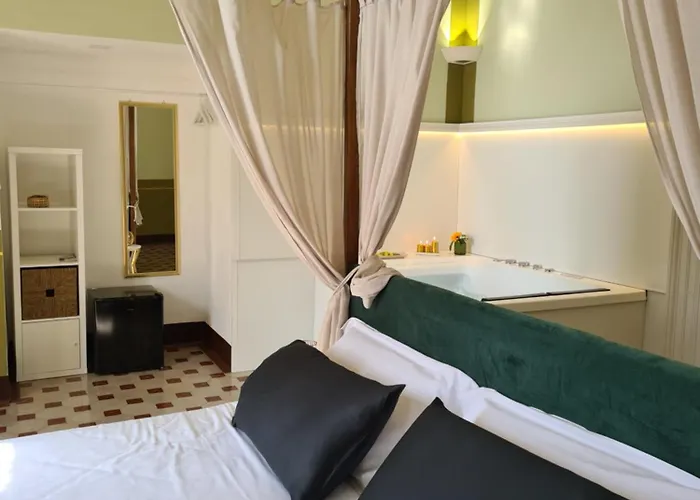 Toscano Palace Luxury Bed and Breakfast 4*