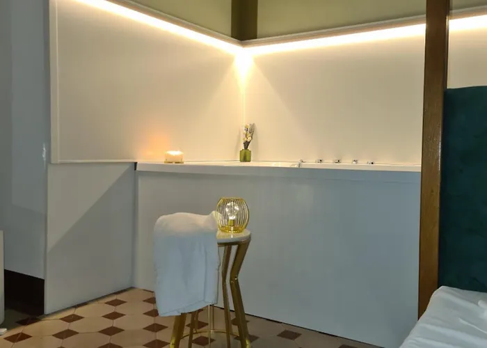 Toscano Palace Luxury Bed and Breakfast Κατάνια